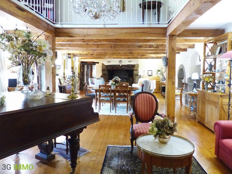 Manoir - 294 m² - 9 pièces