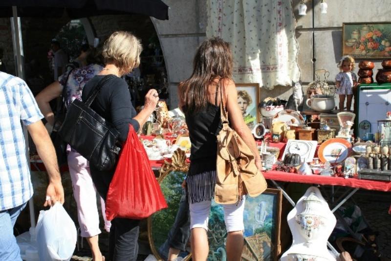 Foire à tout et marché fermier