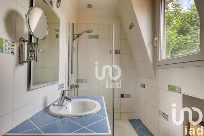 Maison - 177 m² - 6 pièces