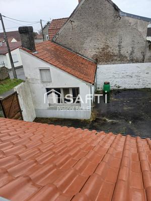 Maison - 75 m² - 5 pièces