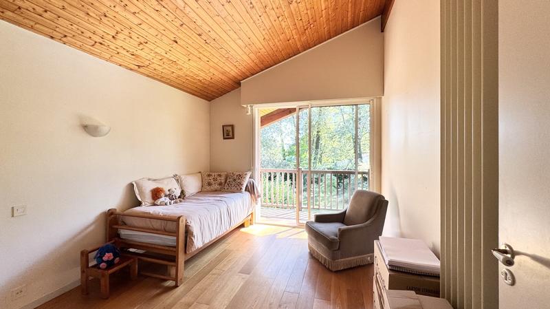 Maison d'architecte - 212 m² - 8 pièces