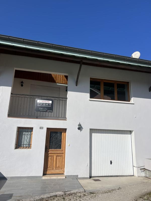 Maison - 98 m² - 5 pièces