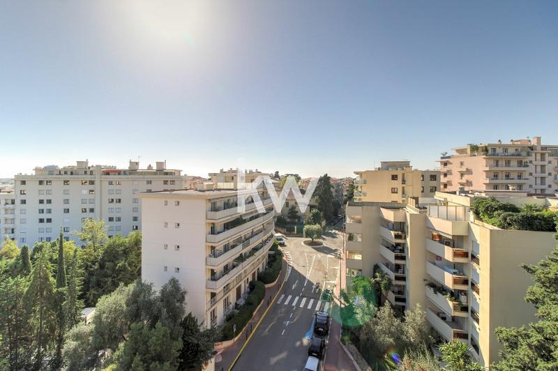 Appartement - 89 m² - 4 pièces