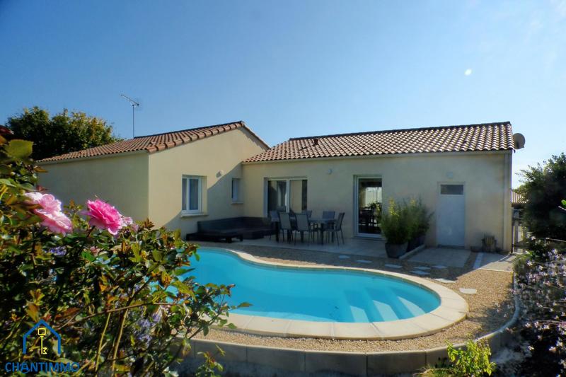 Maison - 95 m² - 4 pièces