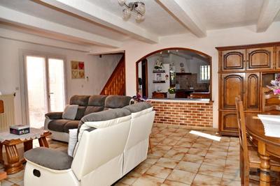 Maison - 143 m² - 6 pièces