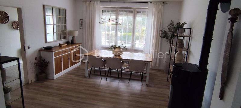 Maison en pierre - 155 m² - 8 pièces