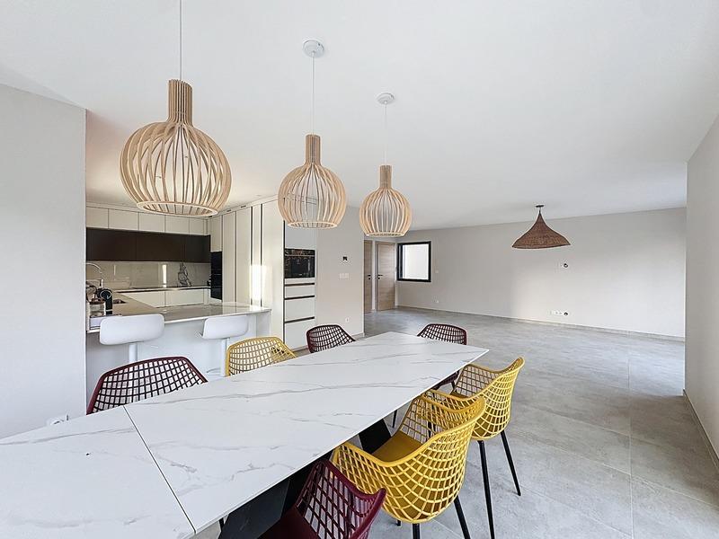 Maison - 155 m² - 5 pièces