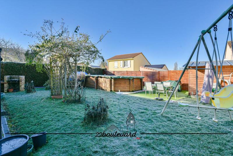 Maison - 96 m² - 4 pièces