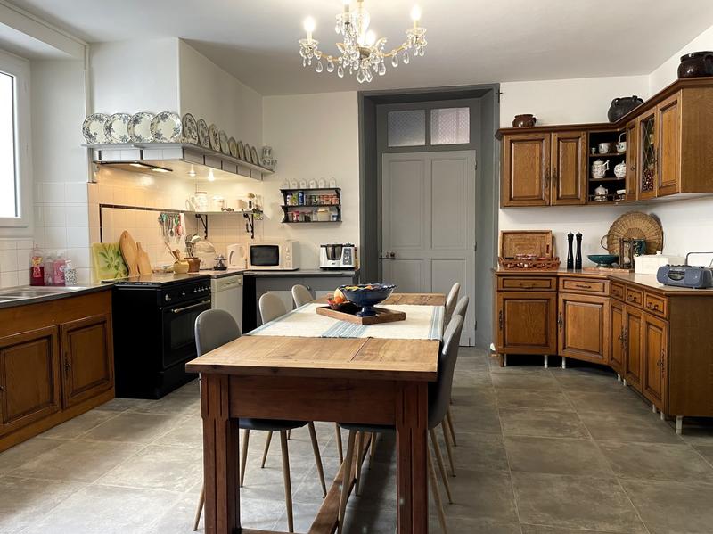 Maison traditionnelle - 155 m² - 6 pièces