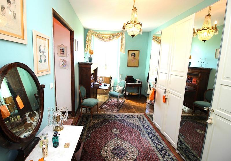 Maison - 405 m² - 10 pièces