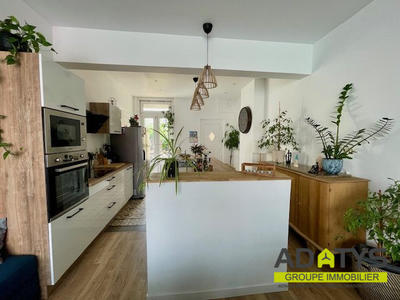 Maison - 140 m² - 5 pièces