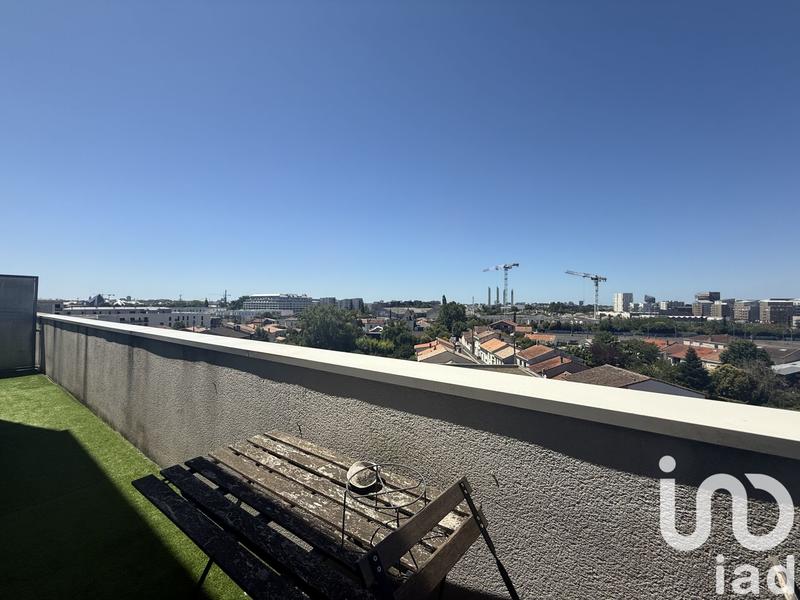 Appartement - 83 m² - 3 pièces