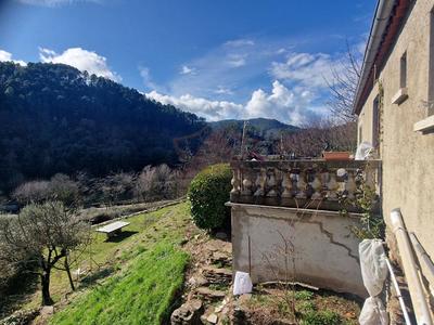 Maison de village - 210 m² - 11 pièces