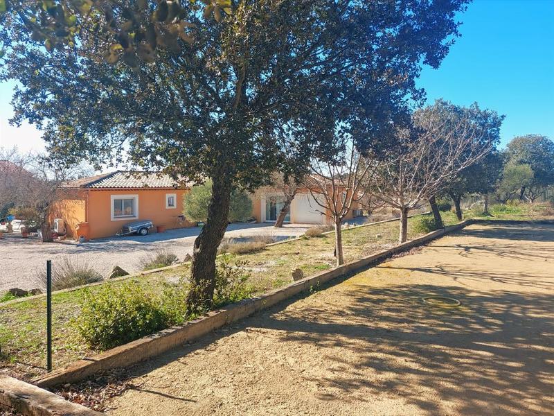 Villa - 196 m² - 6 pièces