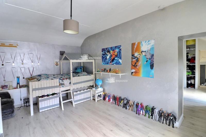 Maison - 175 m² - 6 pièces