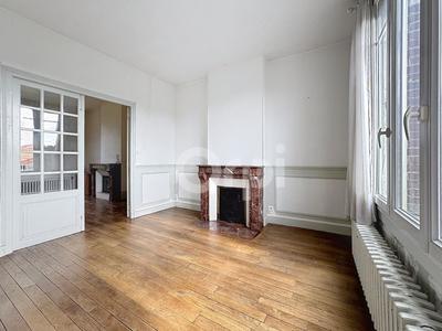 Maison - 84 m² - 4 pièces