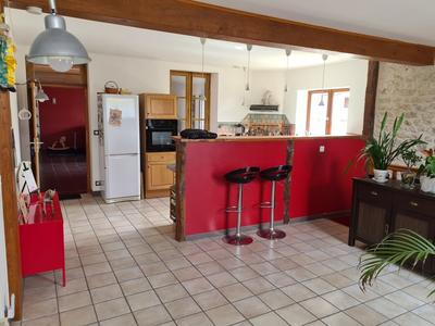 Maison - 160 m² - 6 pièces