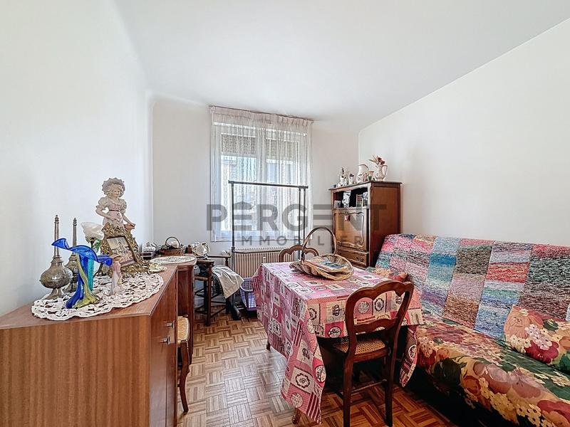 Appartement - 87 m² - 5 pièces