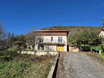 Maison - 83 m² - 4 pièces