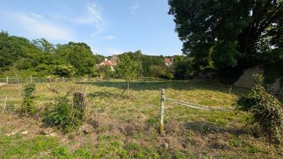 Terrain constructible - 1 228 m²