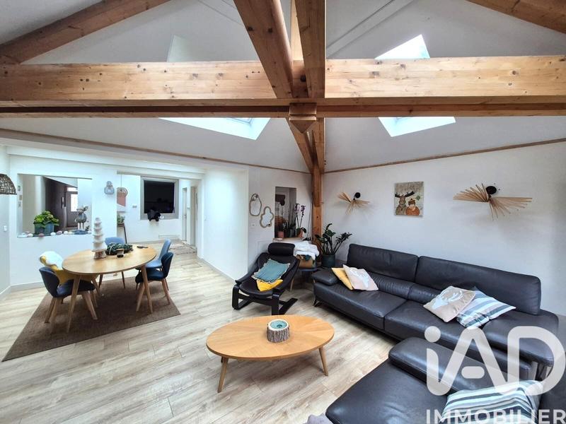 Maison - 174 m² - 7 pièces