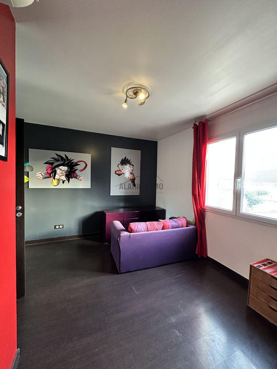 Villa - 155 m² - 5 pièces