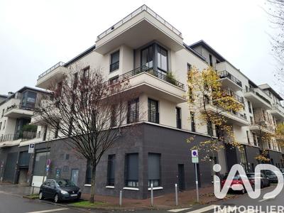 Appartement - 93 m² - 5 pièces