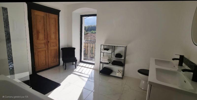 Maison de village - 180 m² - 6 pièces