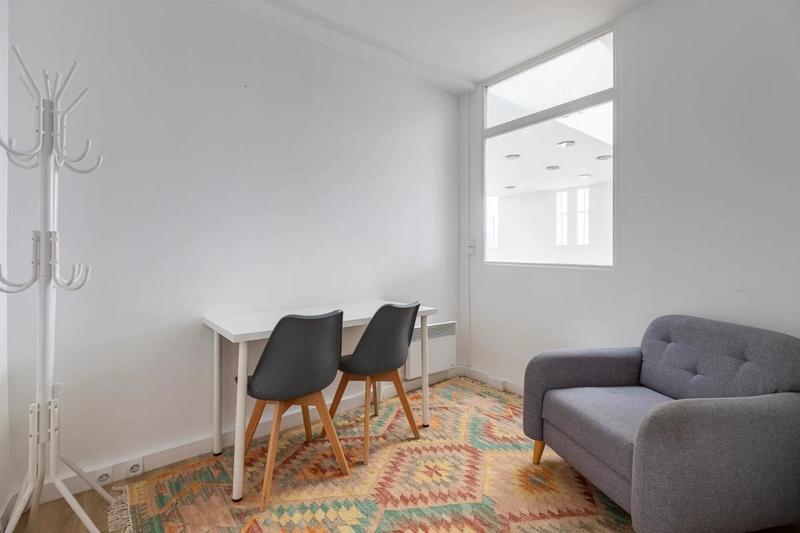 Appartement - 179 m² - 7 pièces