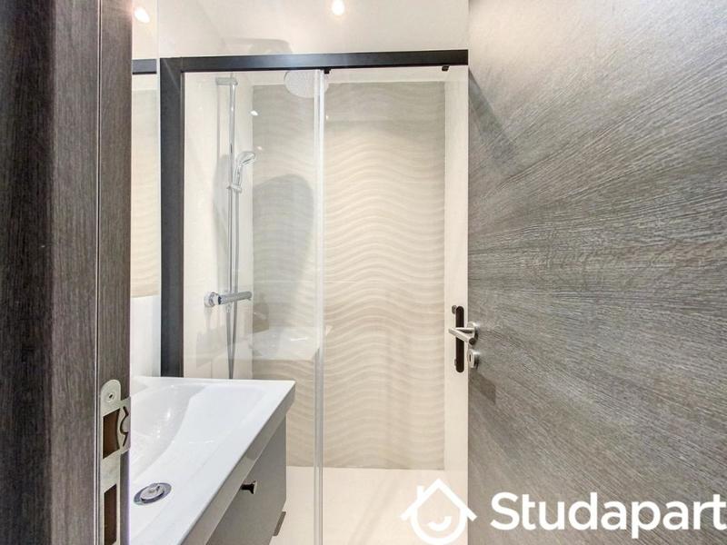 Chambre - 15 m² - 1 pièce