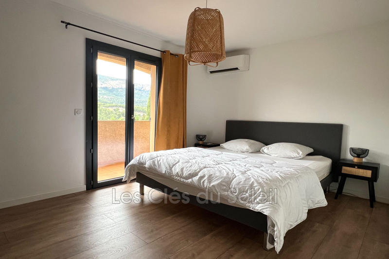 Villa - 95 m² - 4 pièces