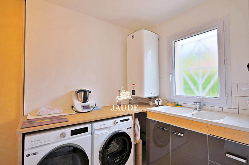 Maison - 180 m² - 5 pièces