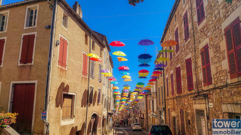 Maison de village - 221 m² - 7 pièces