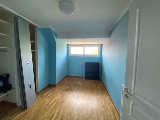 Appartement - 104 m² - 4 pièces