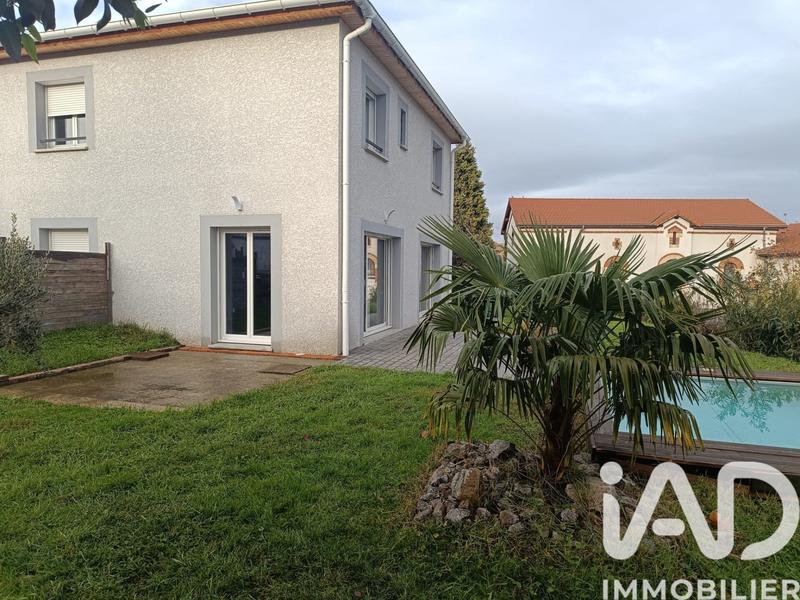 Maison - 102 m² - 5 pièces