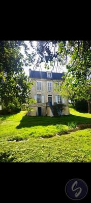 Maison - 177 m² - 8 pièces