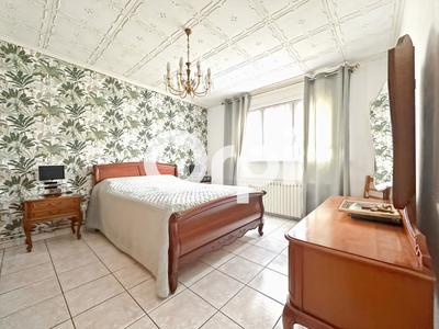 Maison - 102 m² - 4 pièces