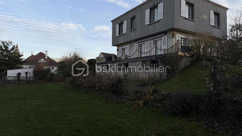 Maison - 149 m² - 6 pièces