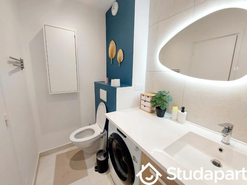 Chambre - 13 m² - 1 pièce