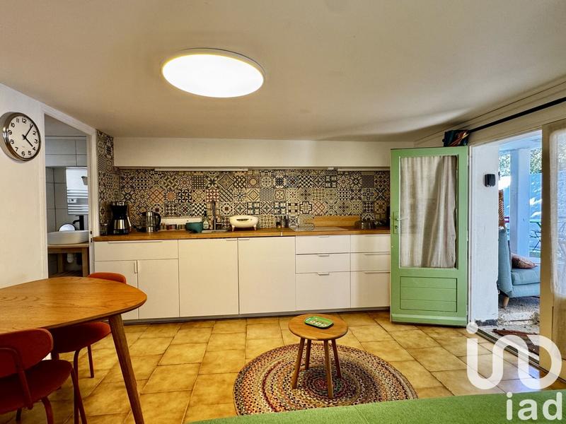 Maison - 180 m² - 8 pièces