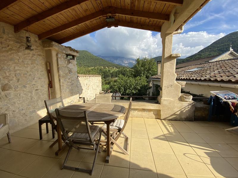 Maison - 140 m² - 6 pièces