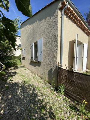 Maison - 99 m² - 5 pièces