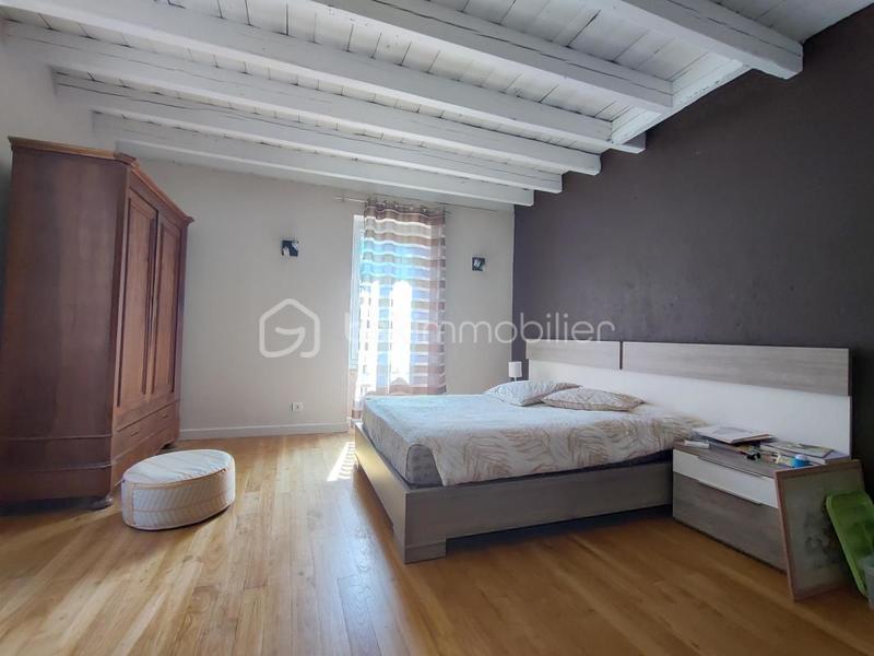 Maison en pierre - 185 m² - 7 pièces