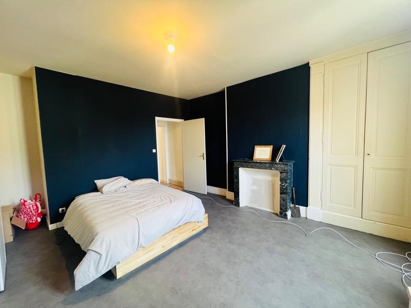 Immeuble - 270 m² - 8 pièces