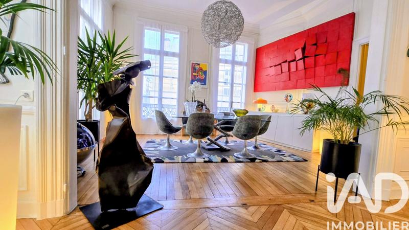 Appartement - 122 m² - 5 pièces