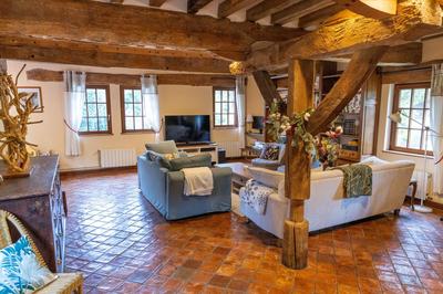 Propriété - 223 m² - 7 pièces