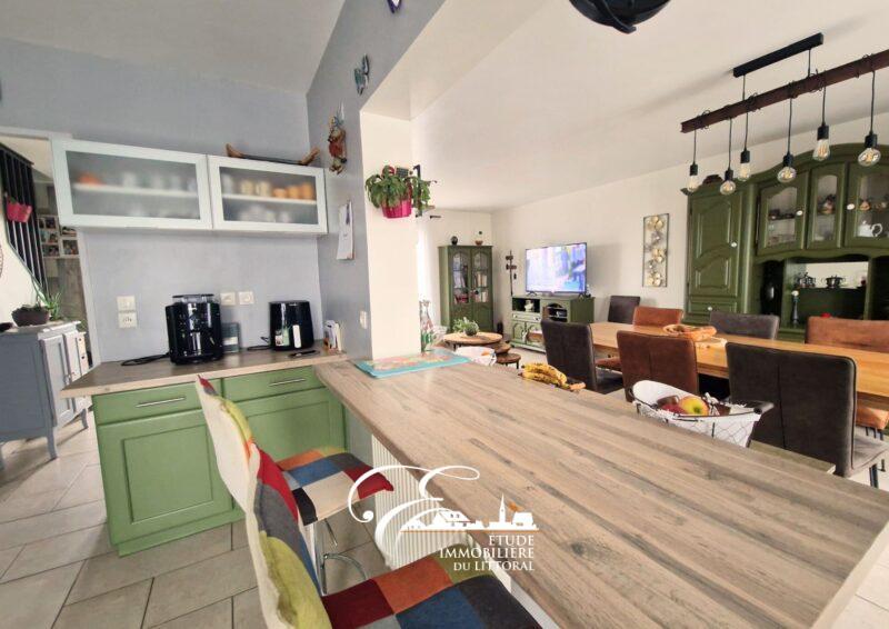 Maison - 90 m² - 5 pièces