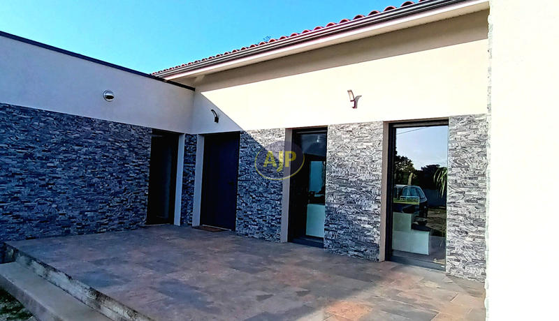 Villa - 200 m² - 6 pièces