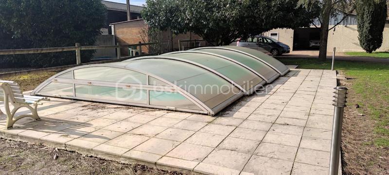 Propriété - 179 m² - 5 pièces