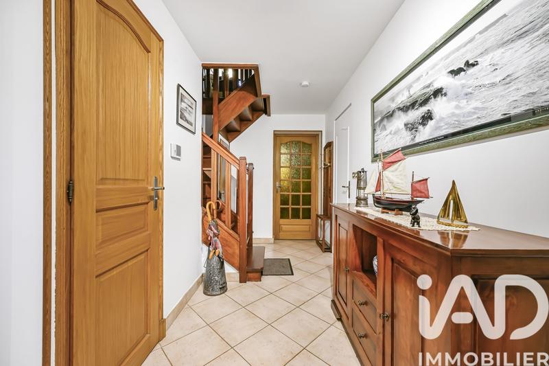 Maison - 95 m² - 5 pièces